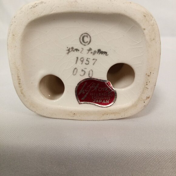 Vintage Lefton Porcelain Figurine Little Boy Fireman Model #050 from 1957 - Picture 6 of 6